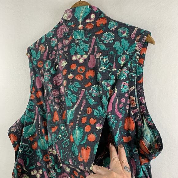 Duluth Trading Heirloom Gardening Vest Womens Size XL Vegetable Print Pockets - Picture 8 of 16